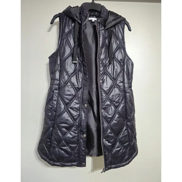 Maurices Quilted Hooded Puffer Vest Black Snap Front Pockets Size S EUC - Picture 2 of 7